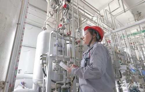 江西日报评论员文章｜全力以赴防风险保安全惠民生